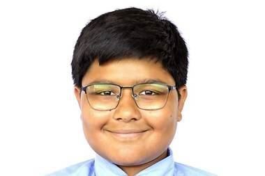 Soumitro Dey of class 10 won a prize in the Yoga Quiz conducted by Mind Wars